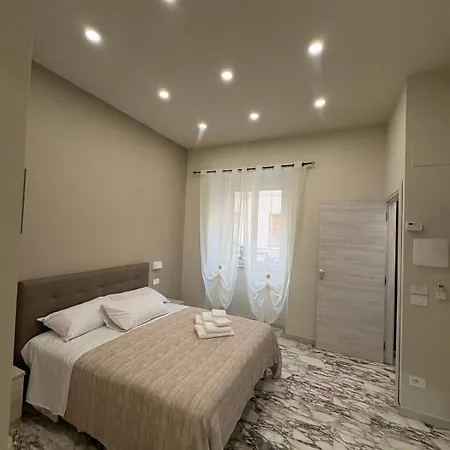 Vendégház Scilla Central Rooms 4*