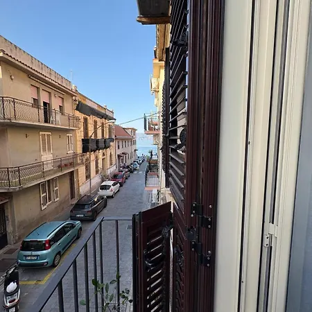 Scilla Central Rooms 4*
